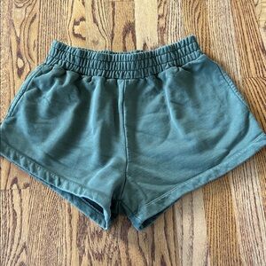 Daily Drills Olive Green Super Shorts XS/S